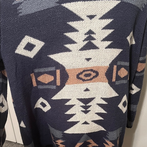 DAVI & DANI Aztec Oversized Long Navy and Cream Cardigan Sweater | Size L - Picture 6 of 13